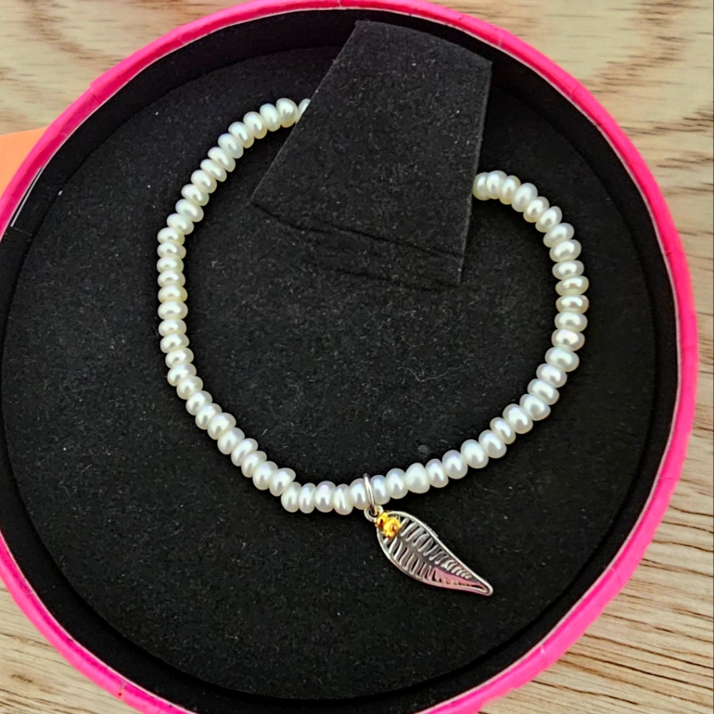 Authentic Tous Bracelet Cultured Pearls and BiColorYunke Motive